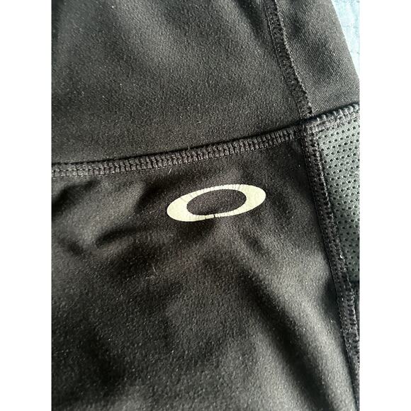Womens Oakley Leggings Size Large Black Pre Owned Small Snag - Picture 3 of 7